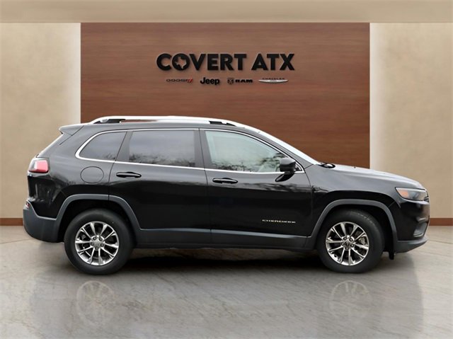 Used 2019 Jeep Cherokee Latitude Plus w/ Comfort/Convenience Group image 6