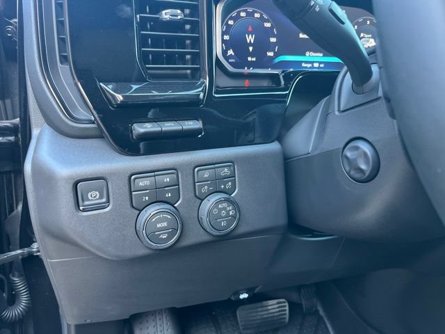 New 2026 Chevrolet Silverado 1500 ZR2 w/ LPO, Dark Essentials Package AWD/4WD image 29