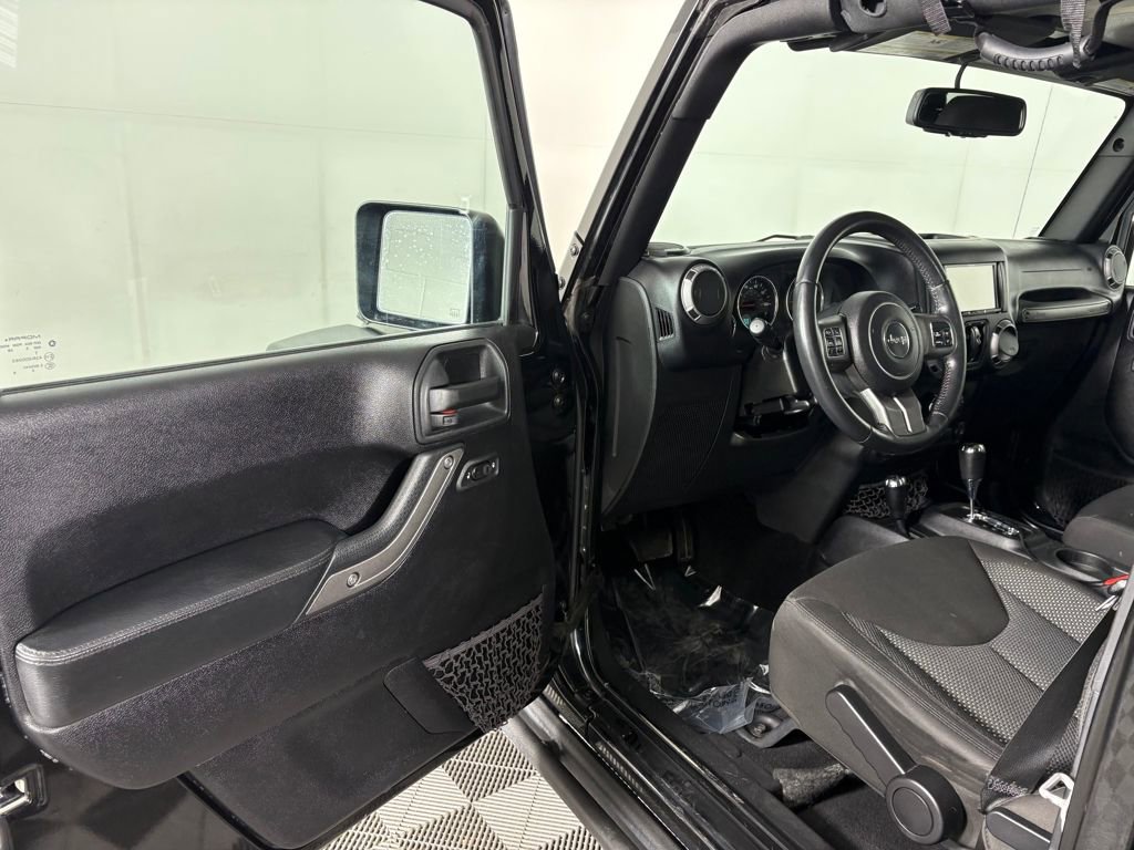 Used 2016 Jeep Wrangler Unlimited Sport image 11