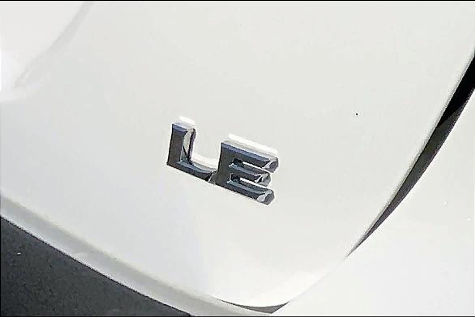 Used 2023 Toyota Camry LE FWD image 30