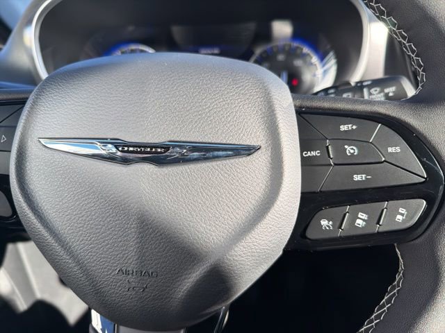 New 2026 Chrysler Pacifica Select w/ S Appearance Package image 16