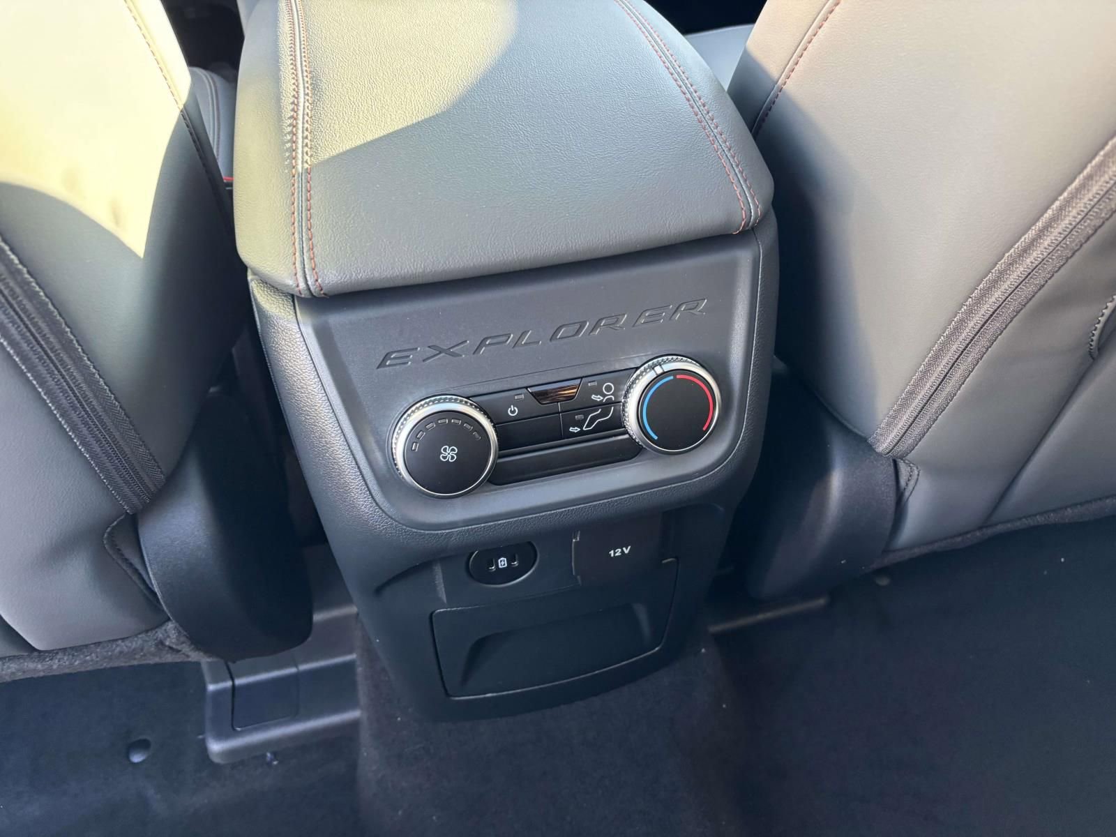 New 2026 Ford Explorer Active image 34