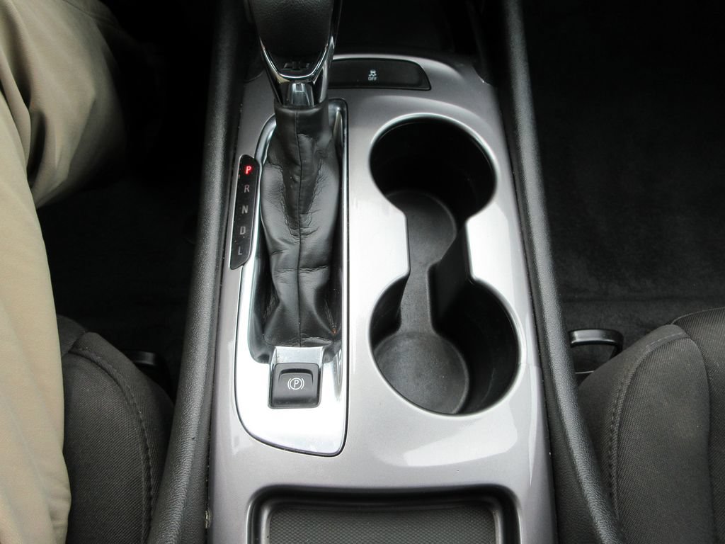 Used 2023 Chevrolet Malibu LS FWD image 25