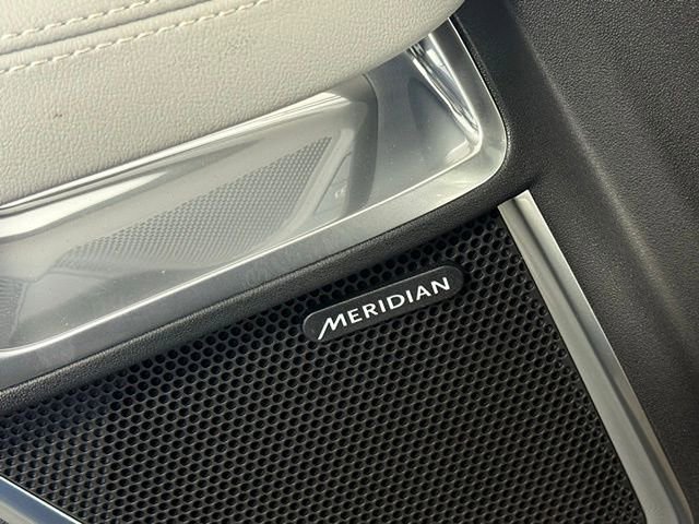 Certified 2024 Jaguar E-PACE R-Dynamic SE image 25