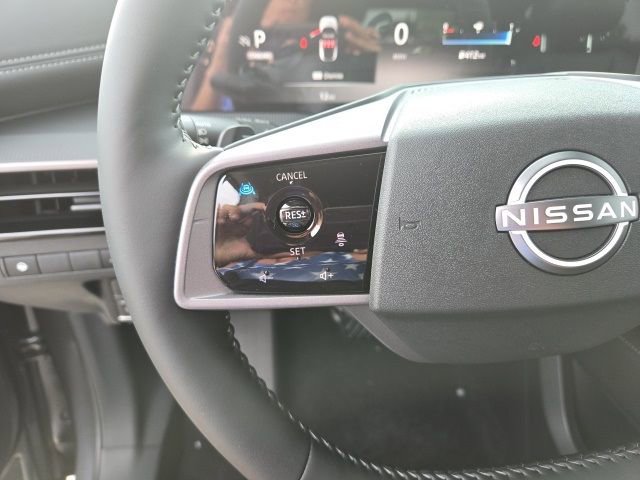 Certified 2025 Nissan Murano SV image 14