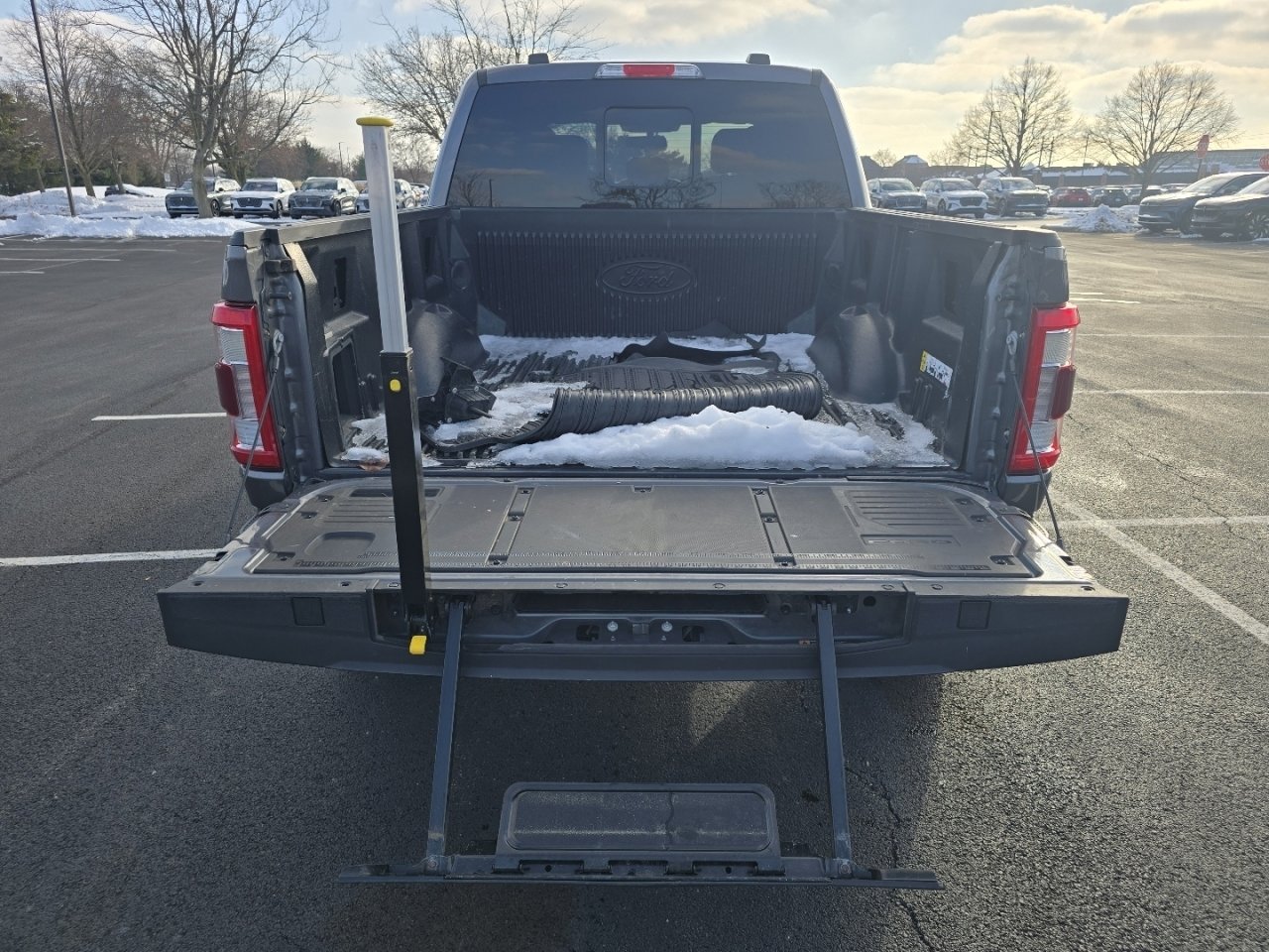 Used 2021 Ford F150 Lariat w/ Equipment Group 502A High image 23