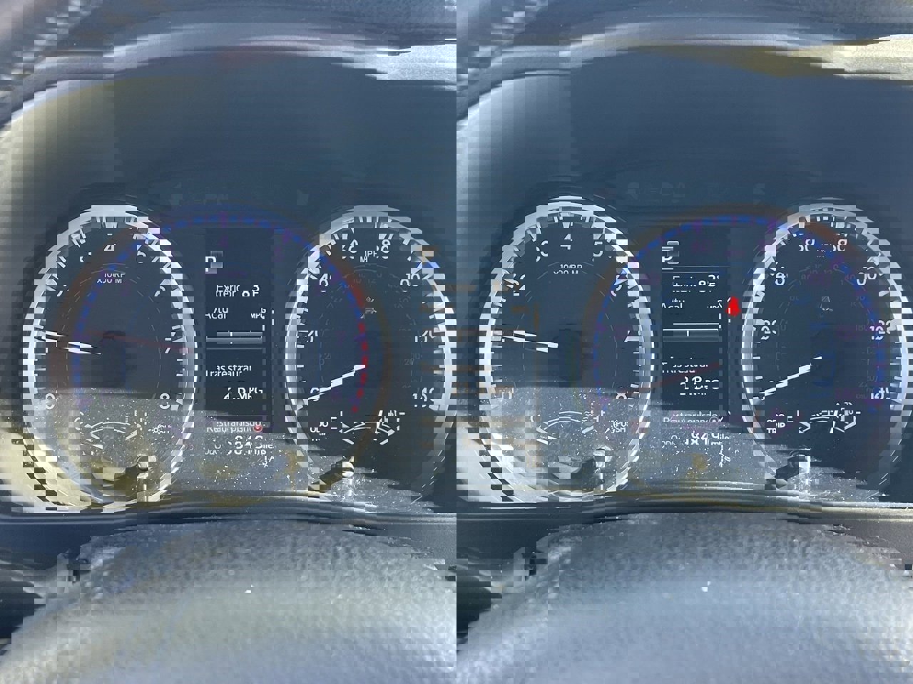 Used 2017 Toyota Highlander Plus image 7