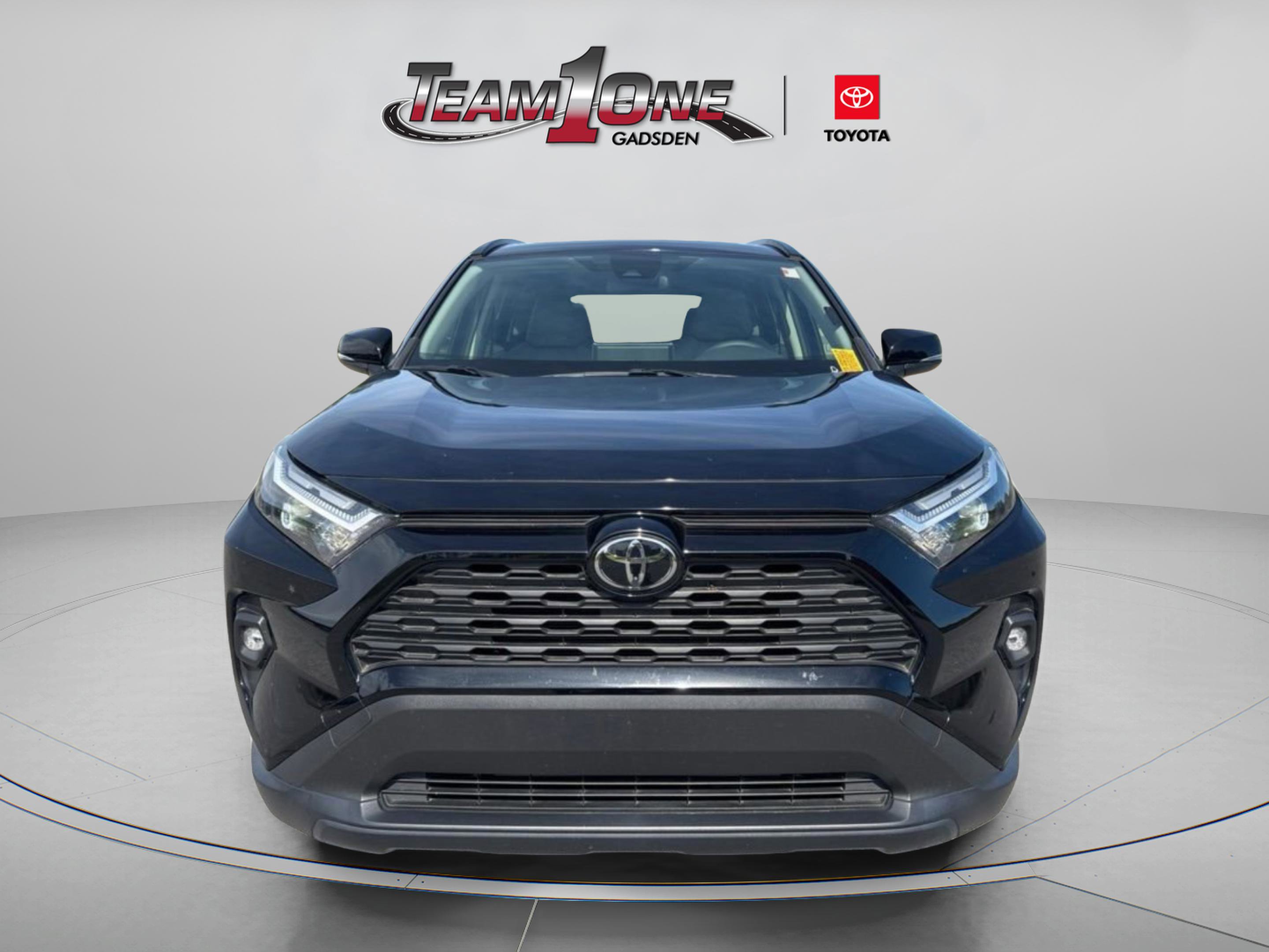 Used 2023 Toyota RAV4 XLE Premium FWD image 5