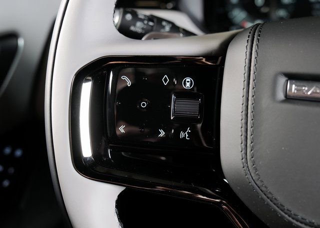 New 2026 Land Rover Range Rover Velar Dynamic SE image 19