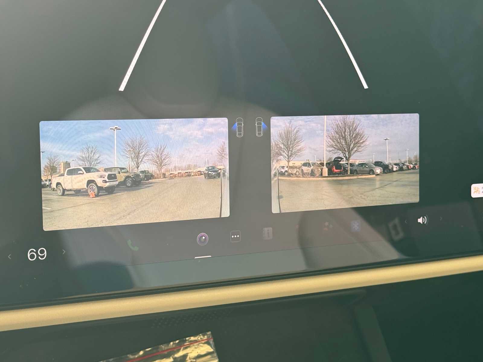 Used 2022 Tesla Model X image 28