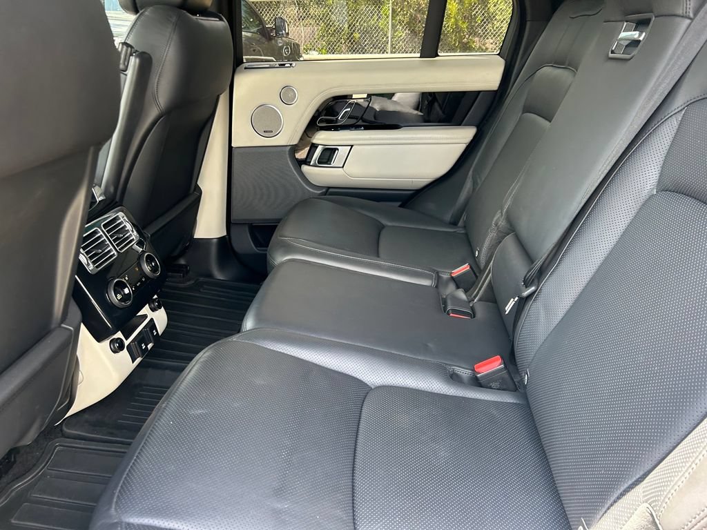 Used 2019 Land Rover Range Rover HSE AWD/4WD image 18