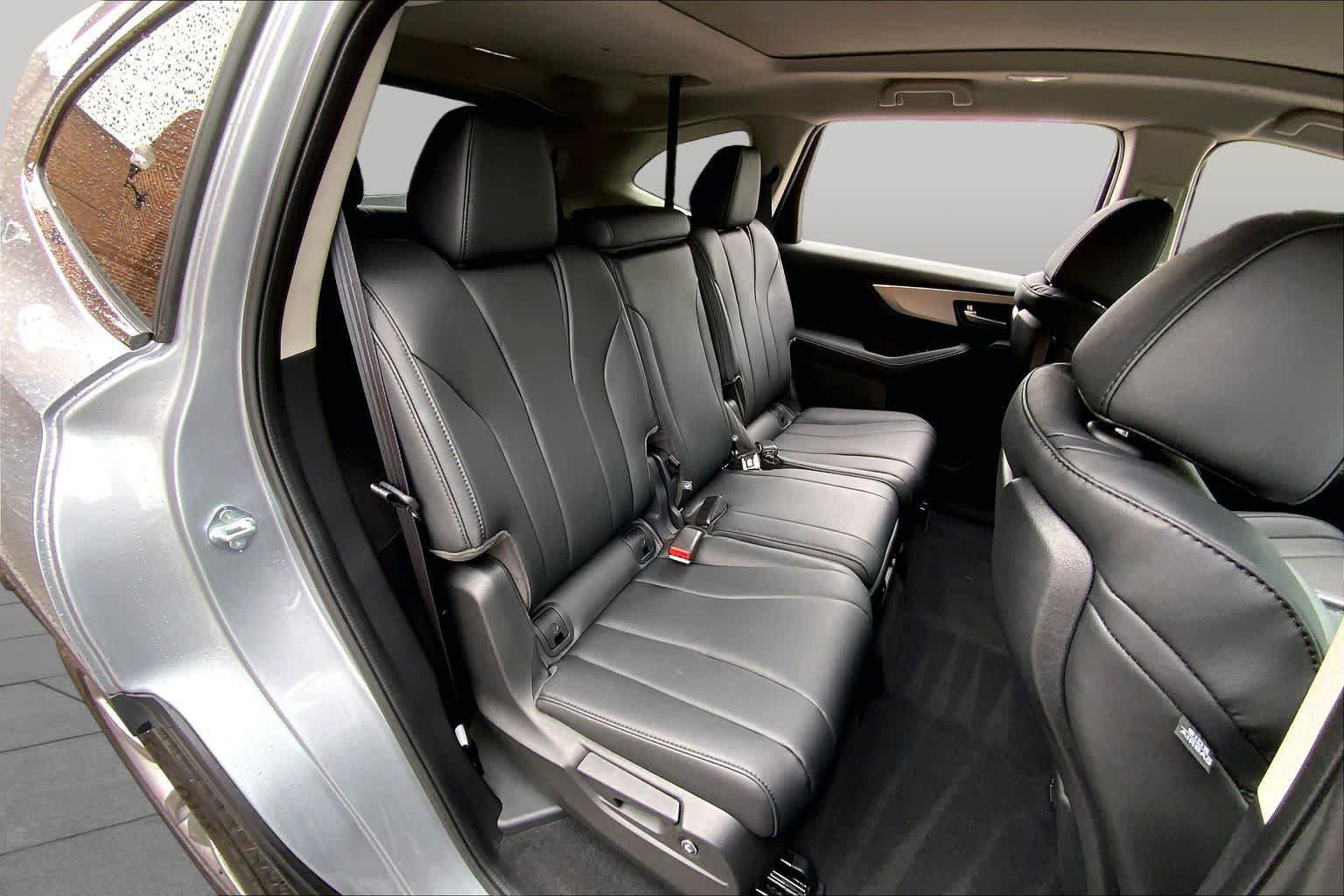 Used 2026 Acura MDX SH-AWD image 21