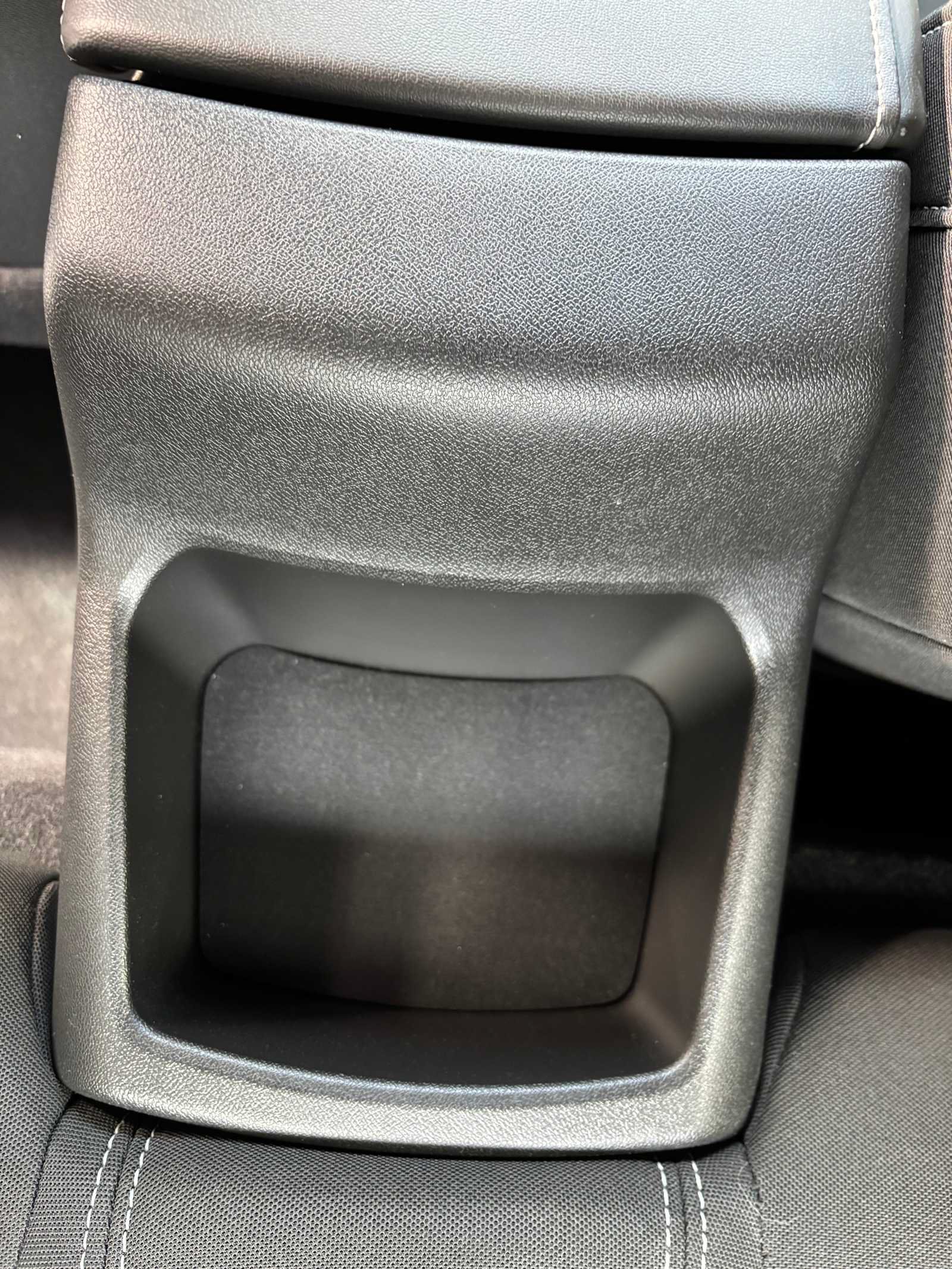 Used 2021 Chevrolet Camaro LS RWD image 13