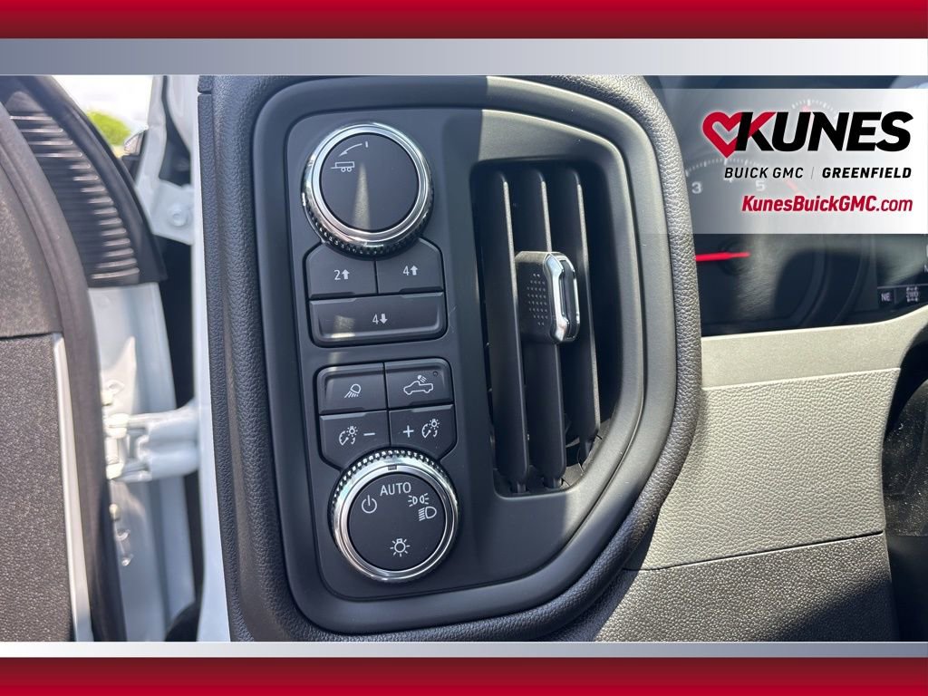 New 2025 GMC Sierra 3500 Pro image 20