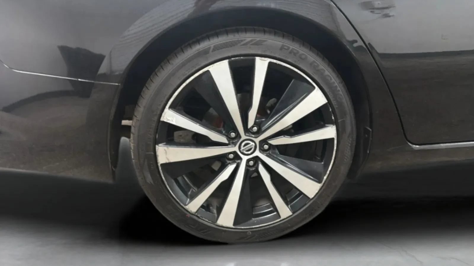 Used 2020 Nissan Altima 2.5 SR FWD image 26