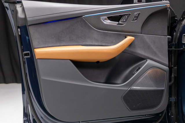 Used 2025 Audi RS Q8 performance image 43