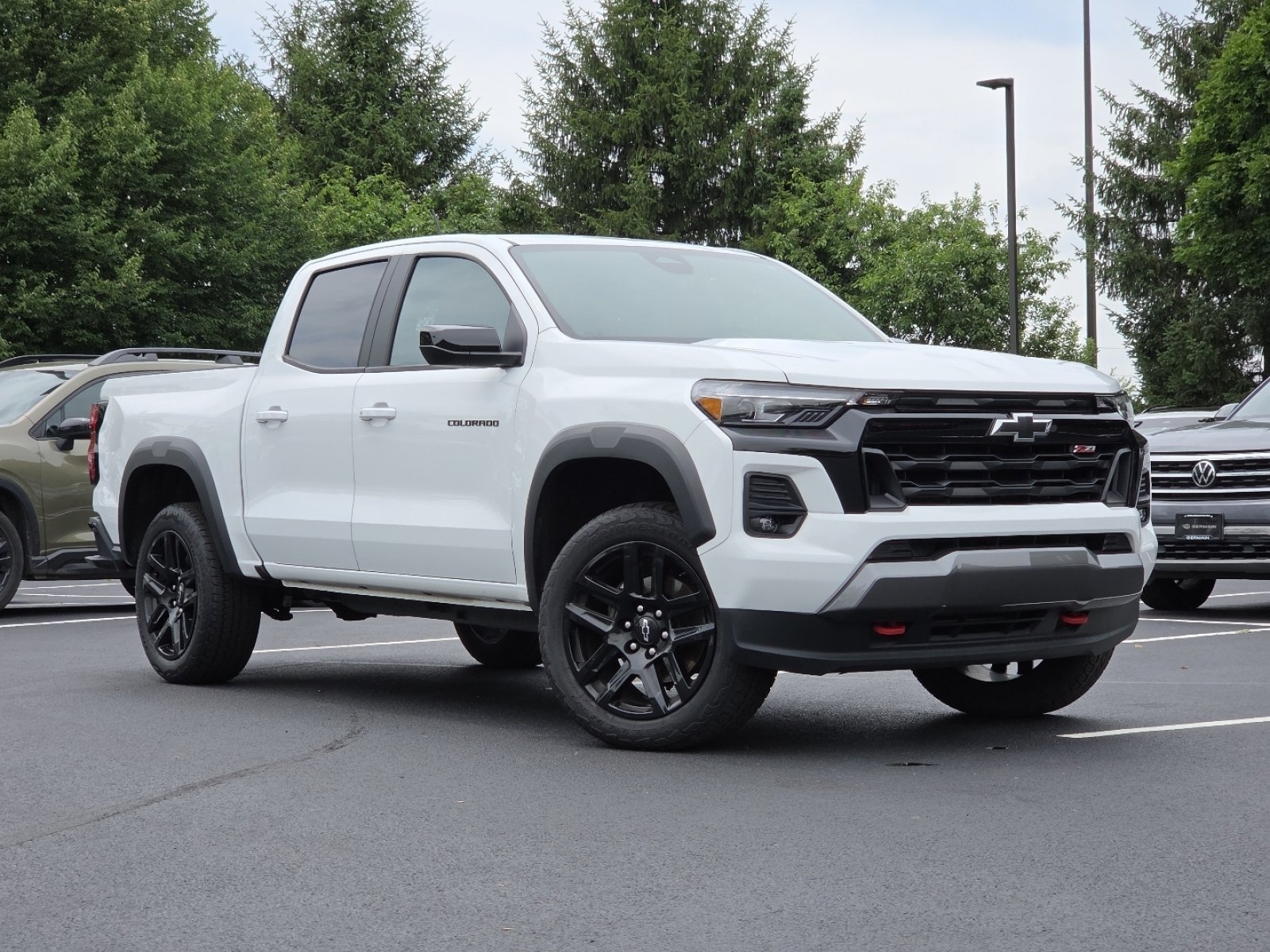Used 2024 Chevrolet Colorado Z71 w/ Z71 Convenience Package 2 AWD/4WD video 2
