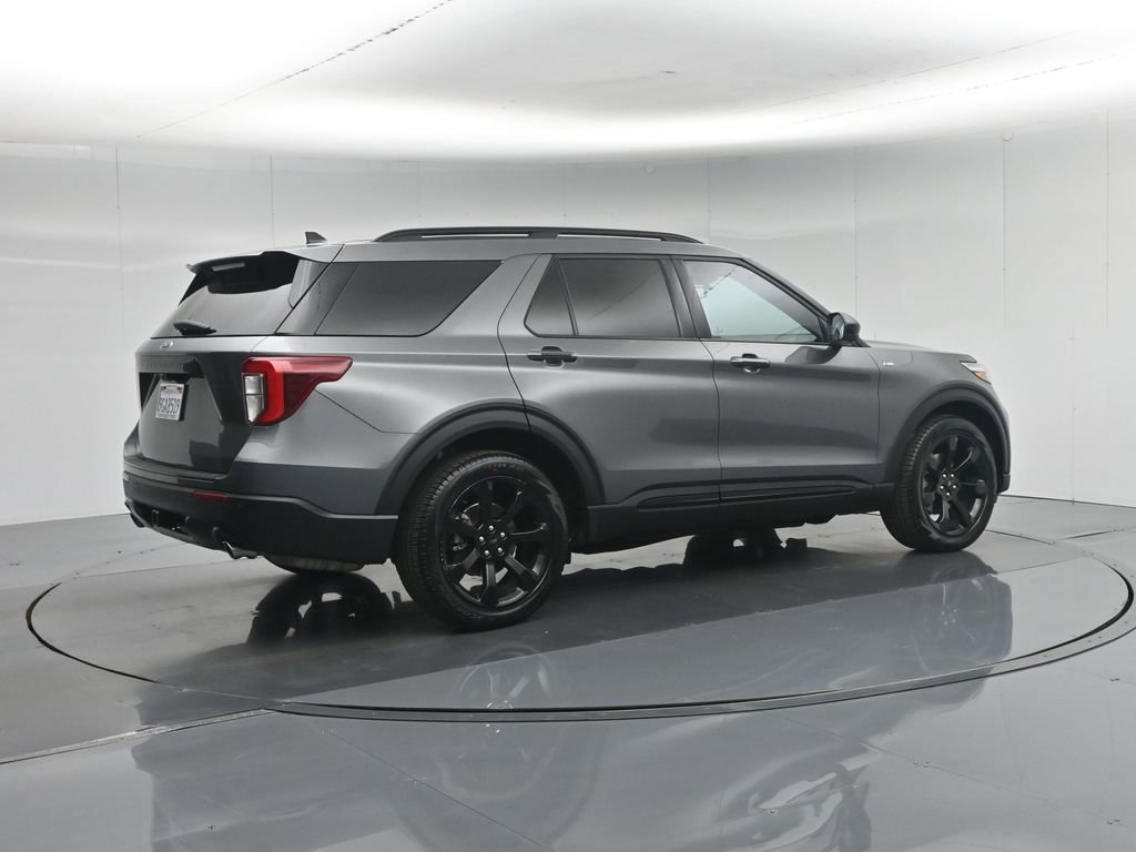 Used 2023 Ford Explorer ST-Line w/ Class IV Trailer Tow Package RWD image 33