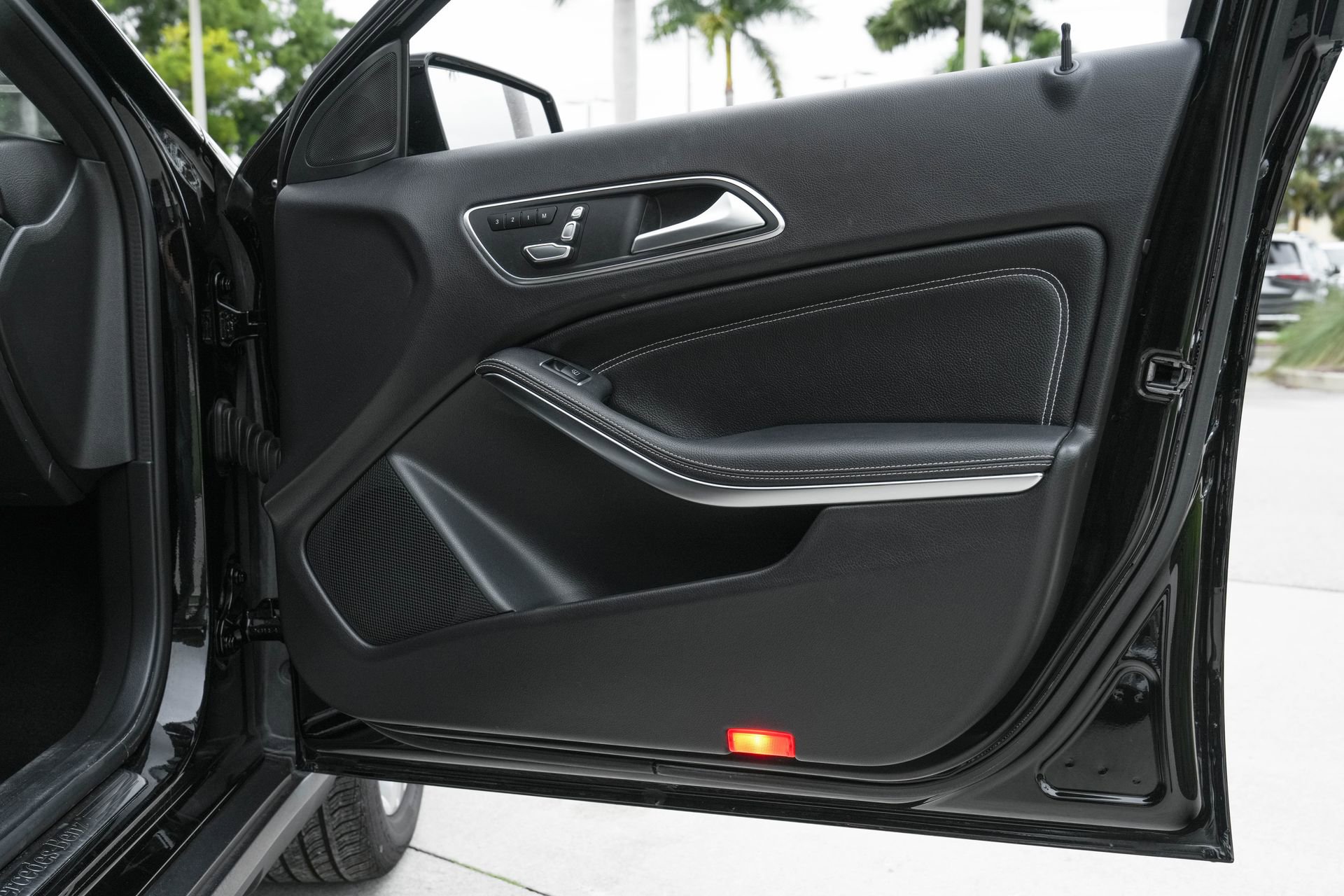 Used 2020 Mercedes-Benz GLA 250 4MATIC image 39