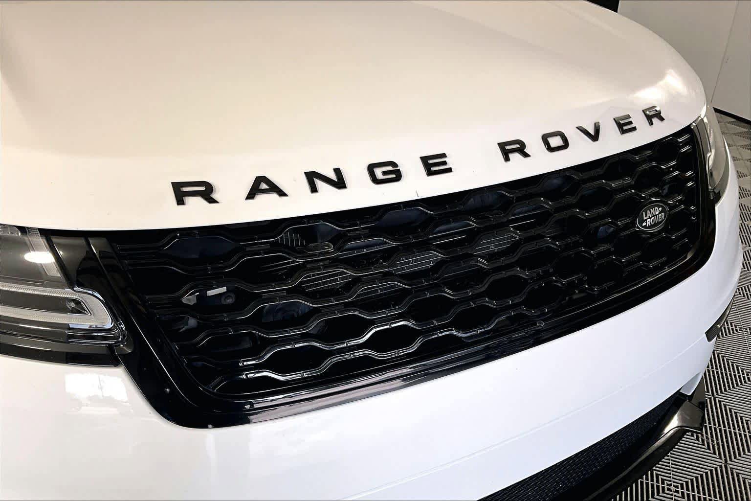 Used 2020 Land Rover Range Rover Velar R-Dynamic S AWD/4WD image 28