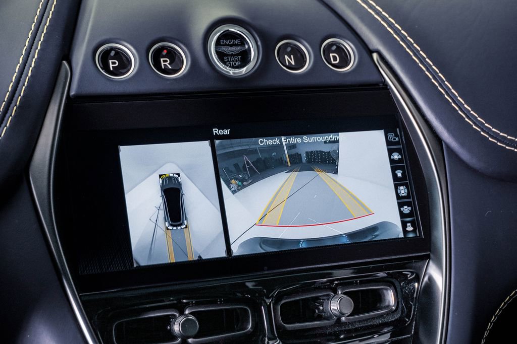 Used 2023 Aston Martin DBX 707 image 28