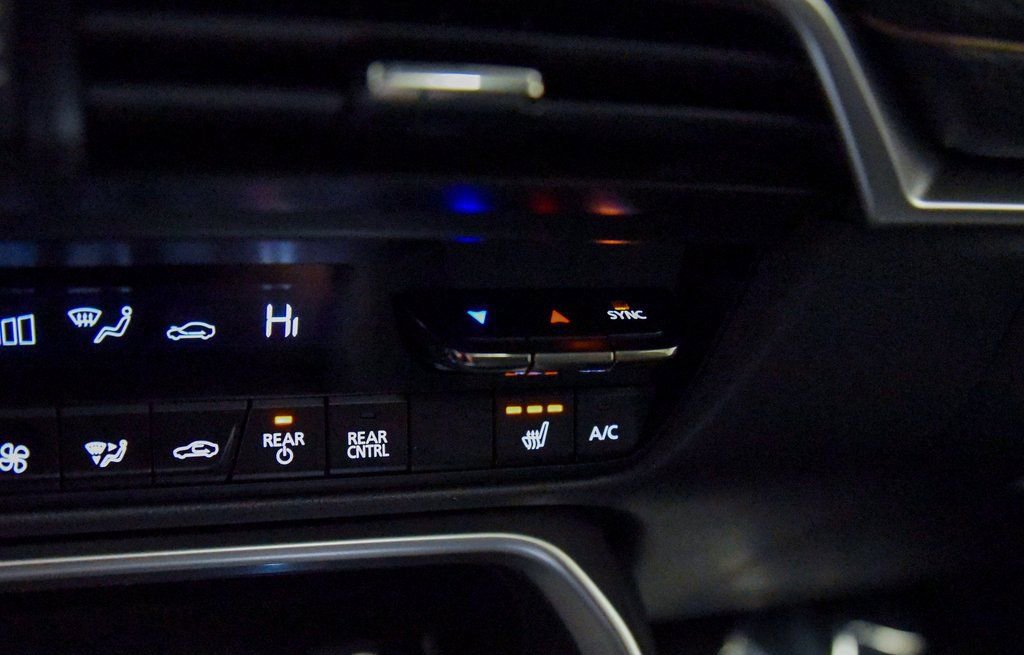 Used 2024 MAZDA CX-90 3.3 Turbo w/ Preferred Plus image 25