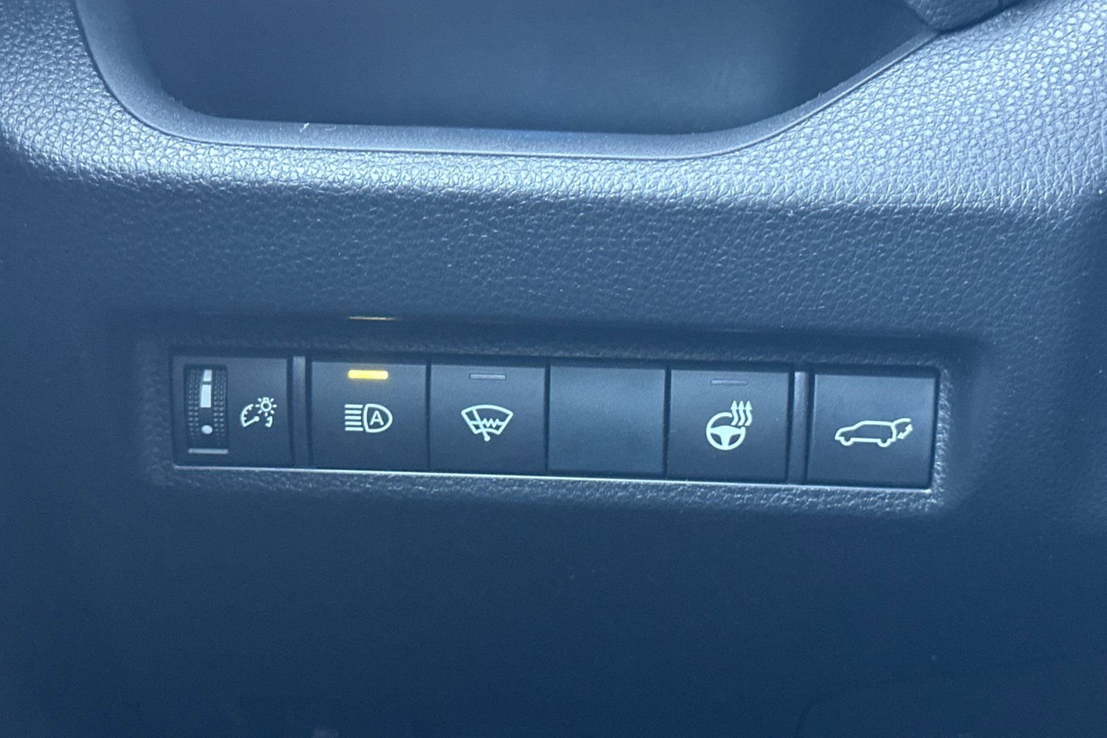 Used 2019 Toyota RAV4 XSE w/ XSE Weather Package image 35