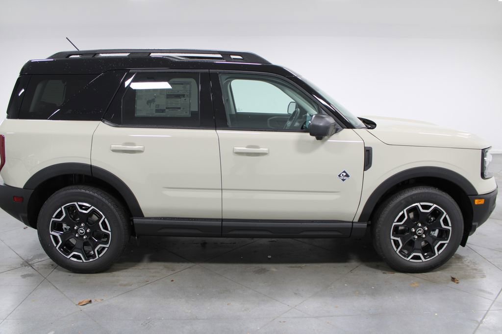 New 2025 Ford Bronco Sport Outer Banks w/ Outer Banks Tech Package+ image 10