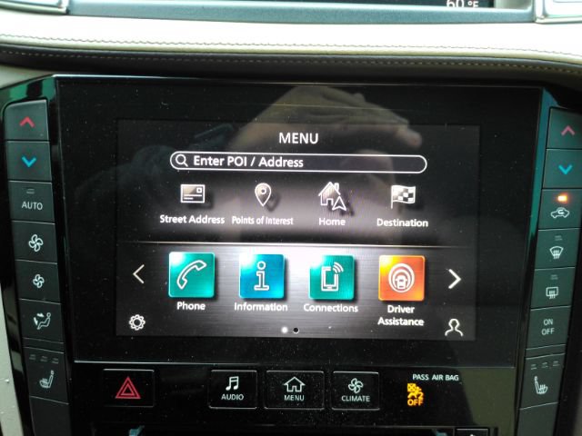 Used 2020 INFINITI QX50 Luxe w/ Navigation Package FWD image 46
