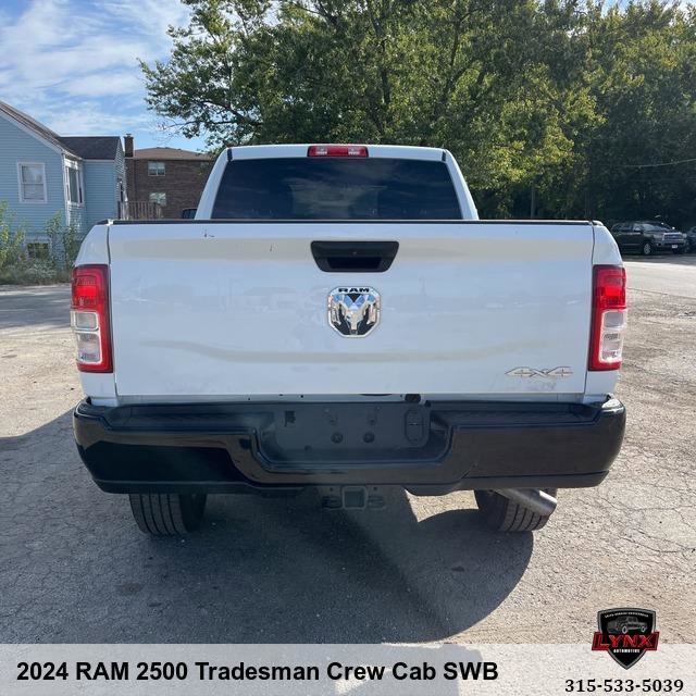 Used 2024 RAM 2500 Big Horn w/ Bed Utility Group image 4
