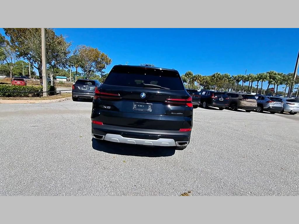 Used 2024 BMW X5 xDrive50e image 38