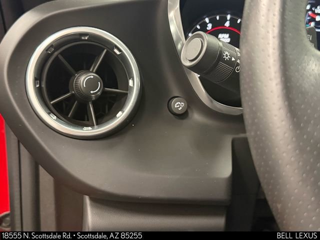 Used 2016 Chevrolet Camaro SS image 14