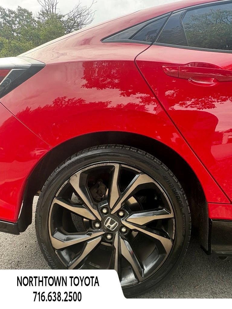 Used 2017 Honda Civic Sport image 18