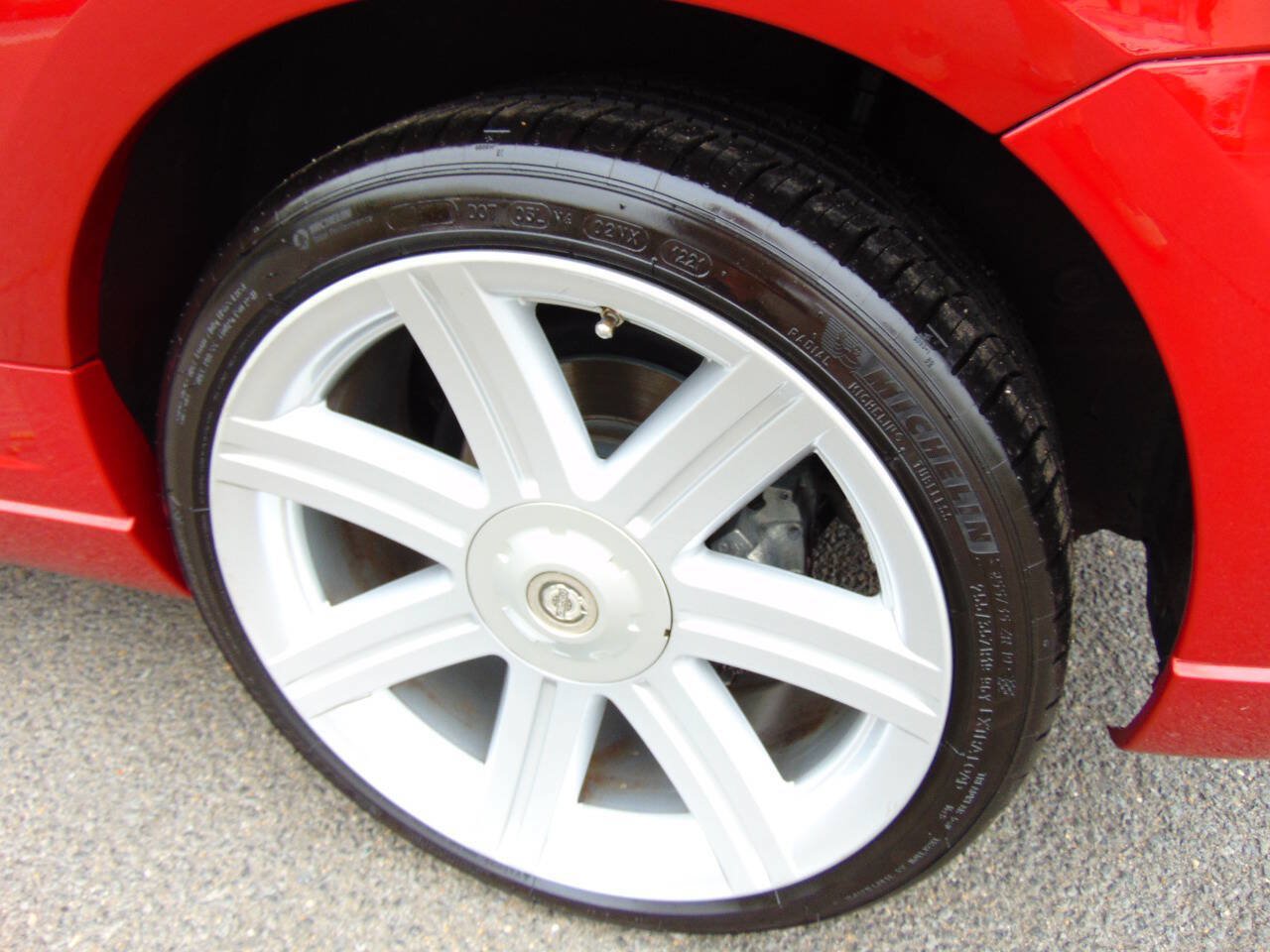 Used 2005 Chrysler Crossfire Limited RWD image 44