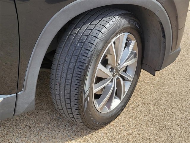 Used 2020 Hyundai Santa Fe SEL w/ Convenience + Premium Package image 5