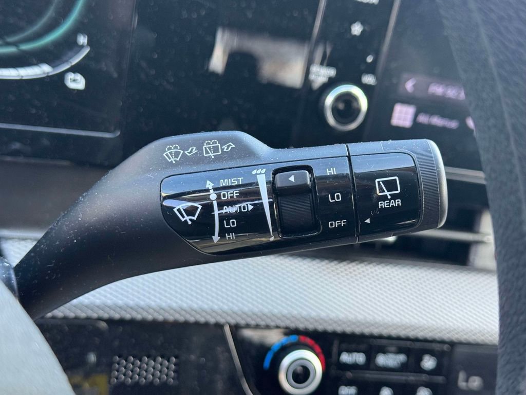 Used 2023 Kia Sportage LX AWD/4WD image 21