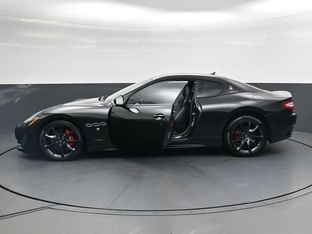 Used 2013 Maserati GranTurismo Sport RWD image 40