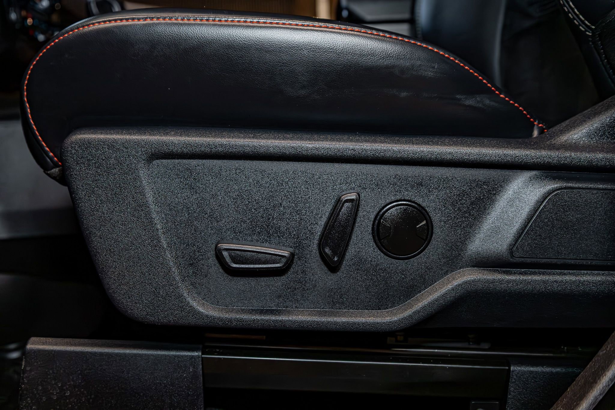 Used 2024 Ford Bronco Raptor w/ Interior Carbon Fiber Pack 6 image 22