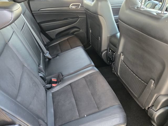 Certified 2021 Jeep Grand Cherokee Laredo X AWD/4WD image 38
