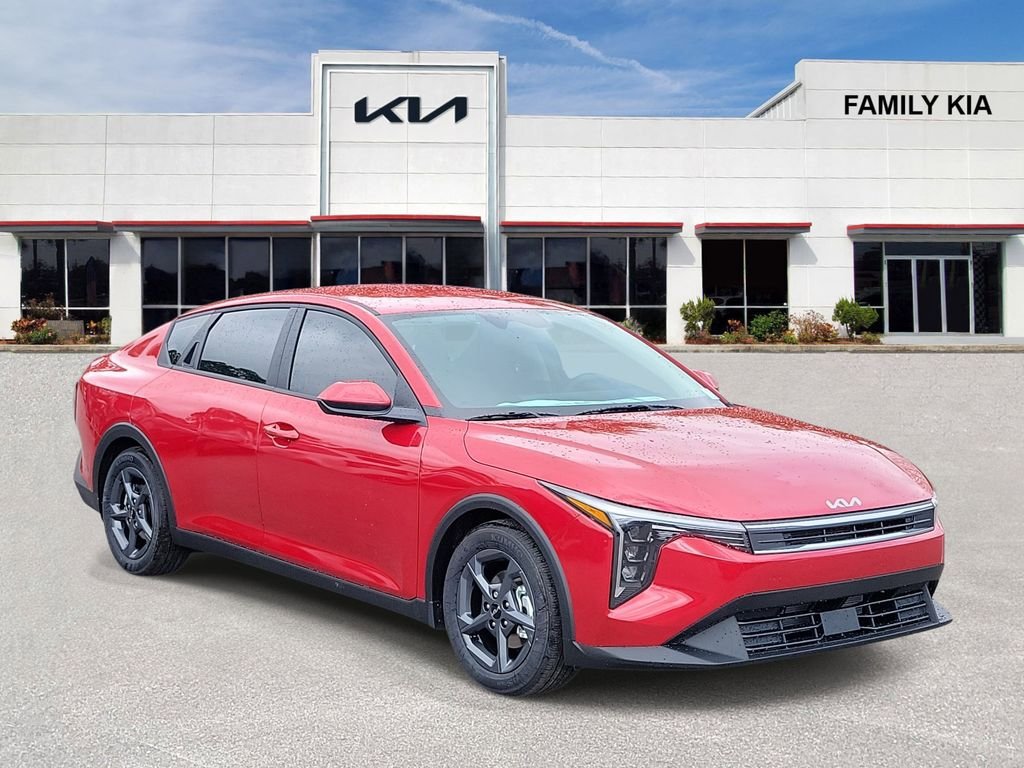 New 2026 Kia K4 LXS