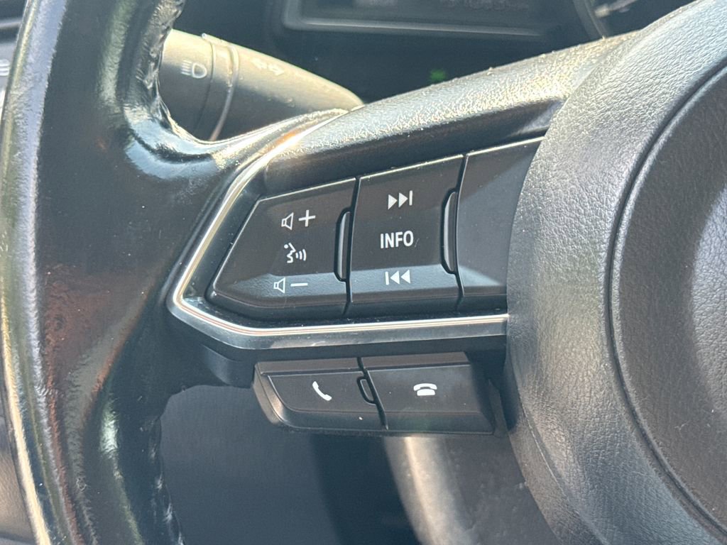 Used 2017 MAZDA MAZDA3 Touring FWD image 29