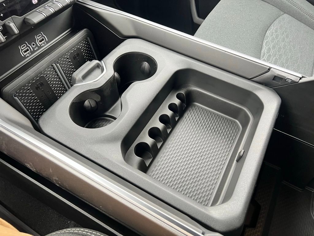 New 2025 RAM 2500 Big Horn image 38