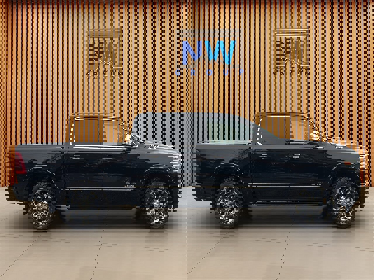 Used 2022 RAM 1500 Limited w/ Body-Colour Bumper Group image 19