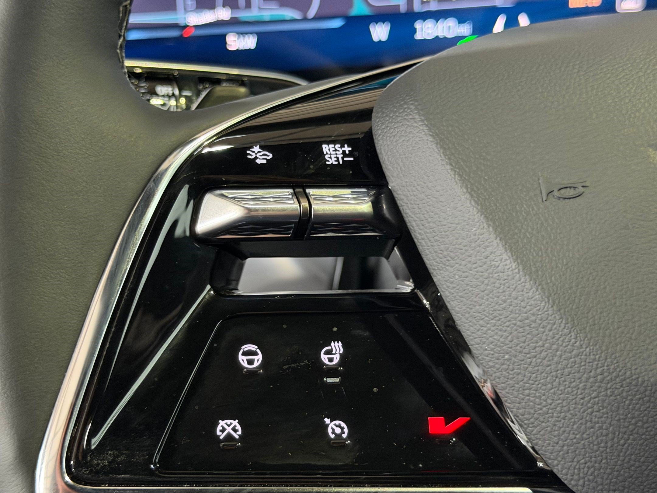 New 2026 Cadillac Vistiq Sport AWD/4WD image 13