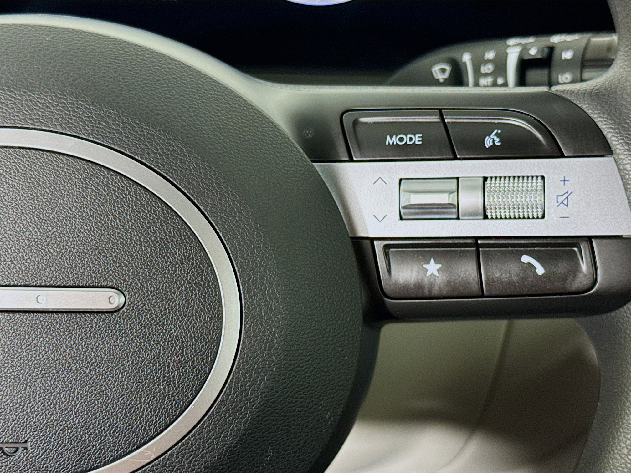 Used 2026 Hyundai Tucson SEL FWD image 14