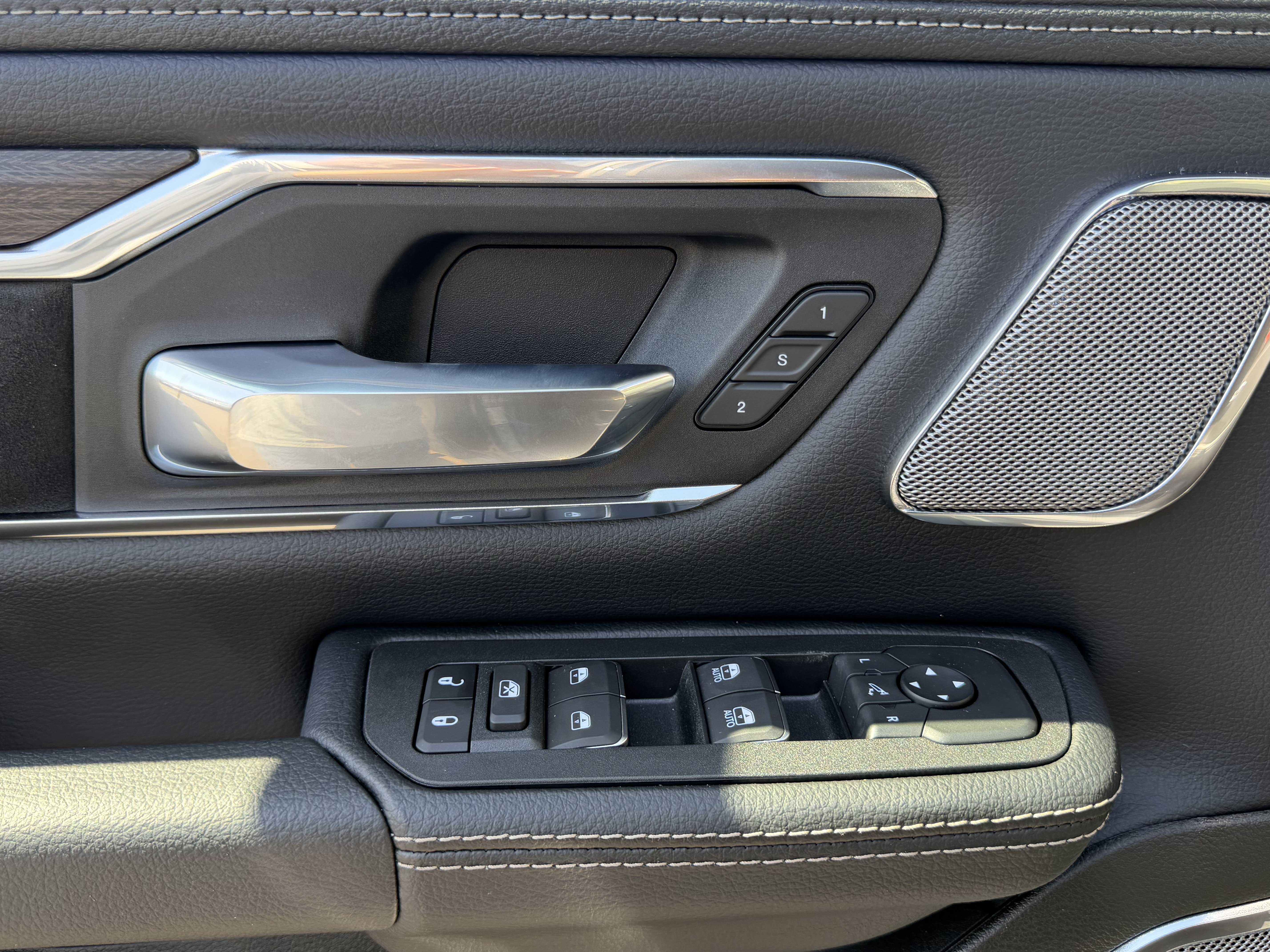 New 2026 RAM 1500 Laramie w/ Night Edition RWD image 20