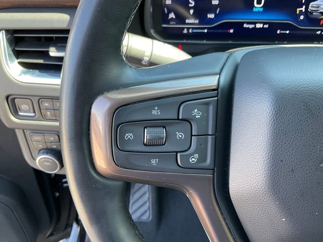 Used 2023 Chevrolet Suburban High Country w/ Premium Package 2 AWD/4WD image 12