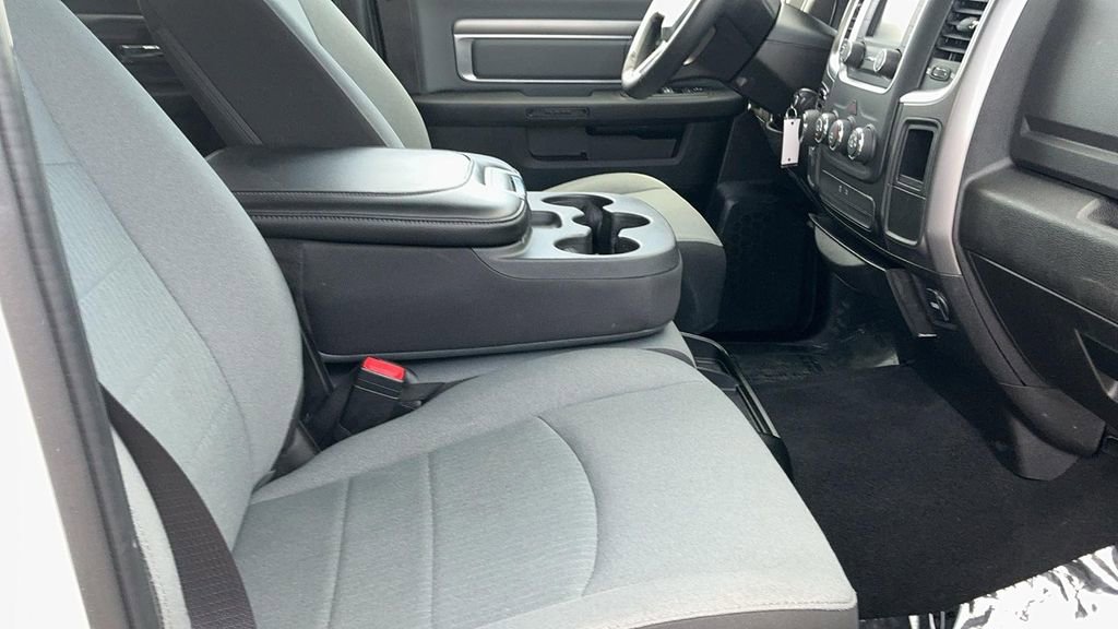 Used 2022 RAM 1500 Classic SLT image 19