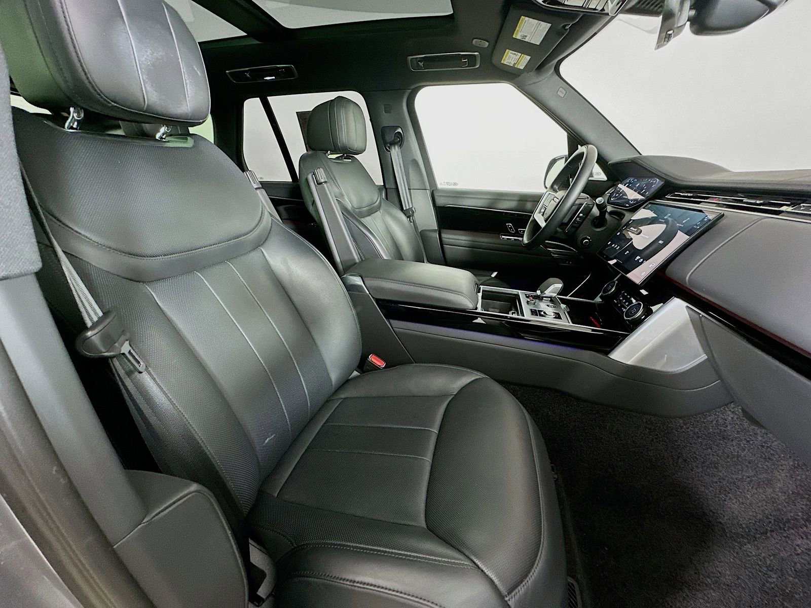 Used 2023 Land Rover Range Rover SE AWD/4WD image 44