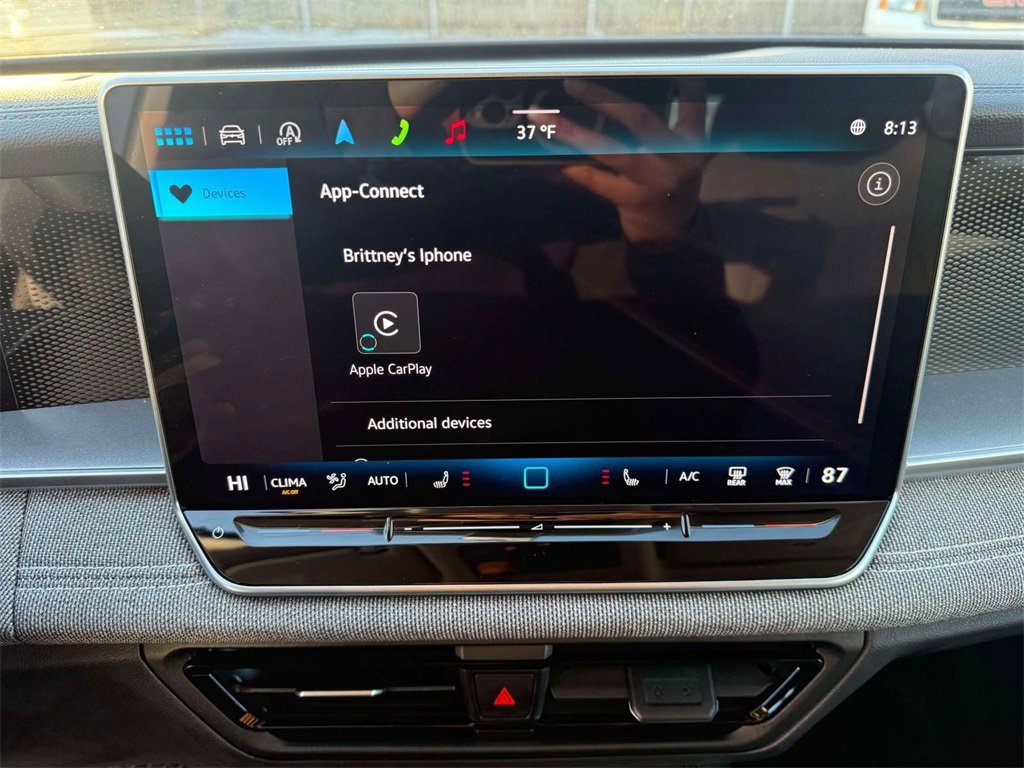 Used 2025 Volkswagen Tiguan S image 17